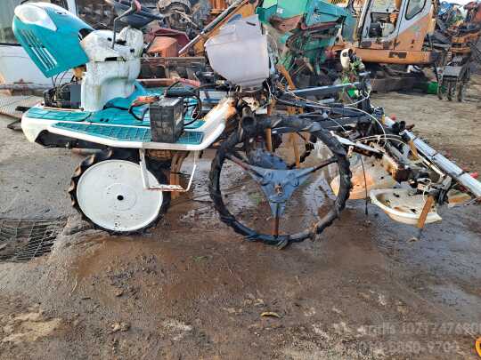 Kubota Rice transplanter SPU65 (6Rows) Assy적으로 판매함 .Engine.Underbody.Transmission