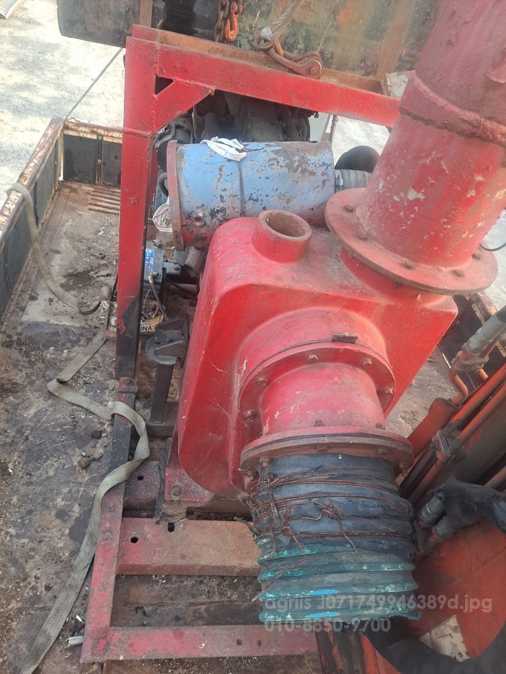  6기통 180마력 대우엔진.양수기   뒤우측면