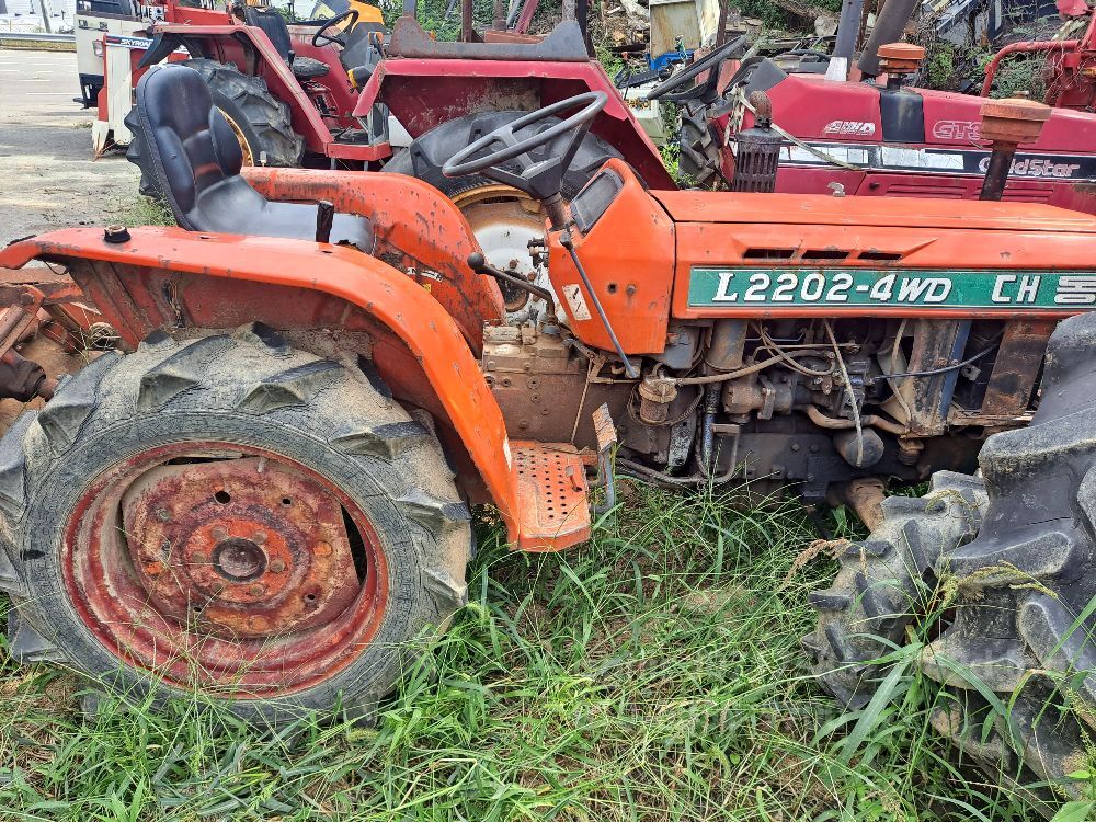 Daedong Tractor (22마력)  뒤우측면