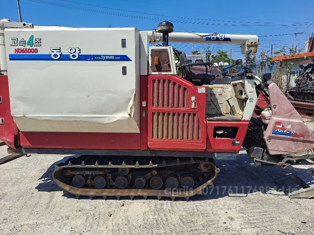 TYM Combine Harvester C805 (5Rows) 뒤우측면
