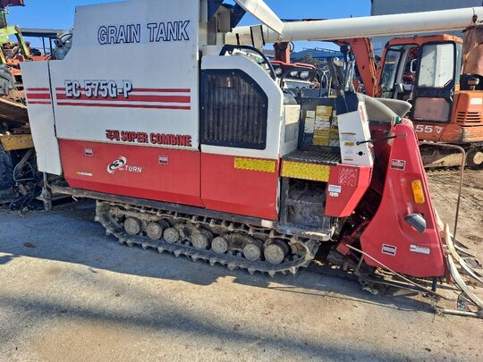 국제 콤바인 KC575G (4조식) 앞좌측면