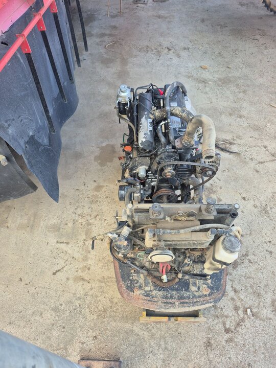 대동 트랙터 D470 (47마력) 엔진