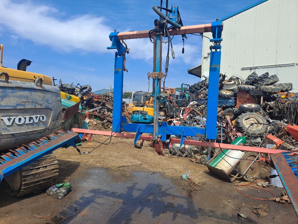 태호써래.로타리2m45 장착된 7마력이상급 써래 태호써래.100마력에 장착된것