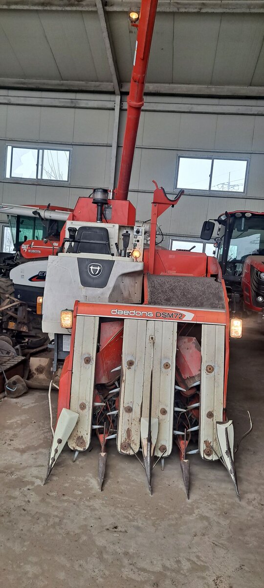 대동 콤바인 DSM72 (4조식)