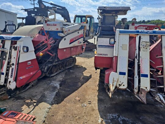 Kukje Combine Harvester KC300S (3Rows) Underbody.Track.Cutting Part.탈곡부.Engine.운반차로