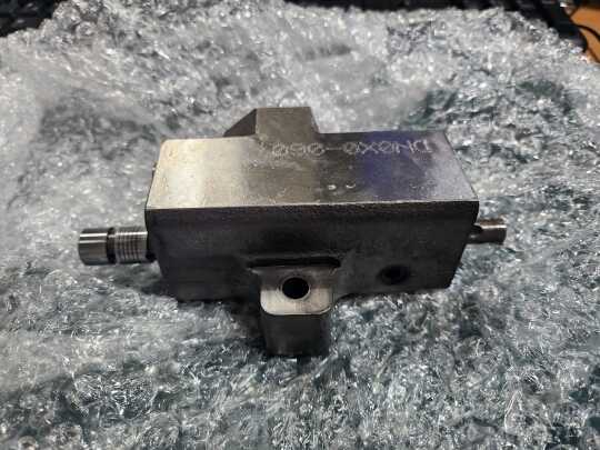 TYM Tractor T300 (31hp) 메인콘트롤밸브 사진1