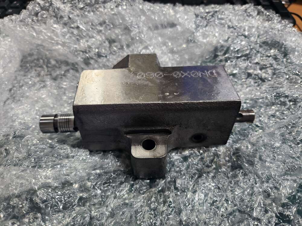 TYM 트랙터 T300 (31마력)