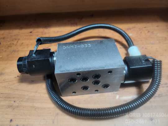 TYM 트랙터 T653 (65마력) 바디(D) ASSY