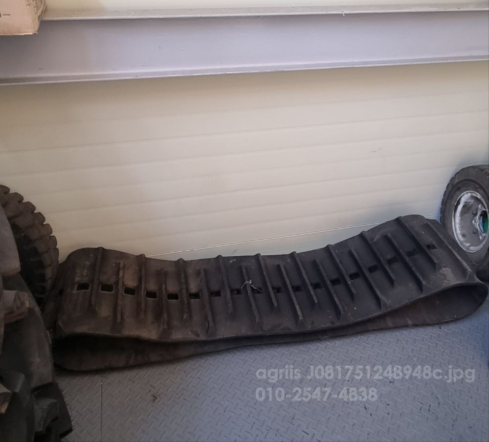 Daedong Combine Harvester R1-450 (4Rows)