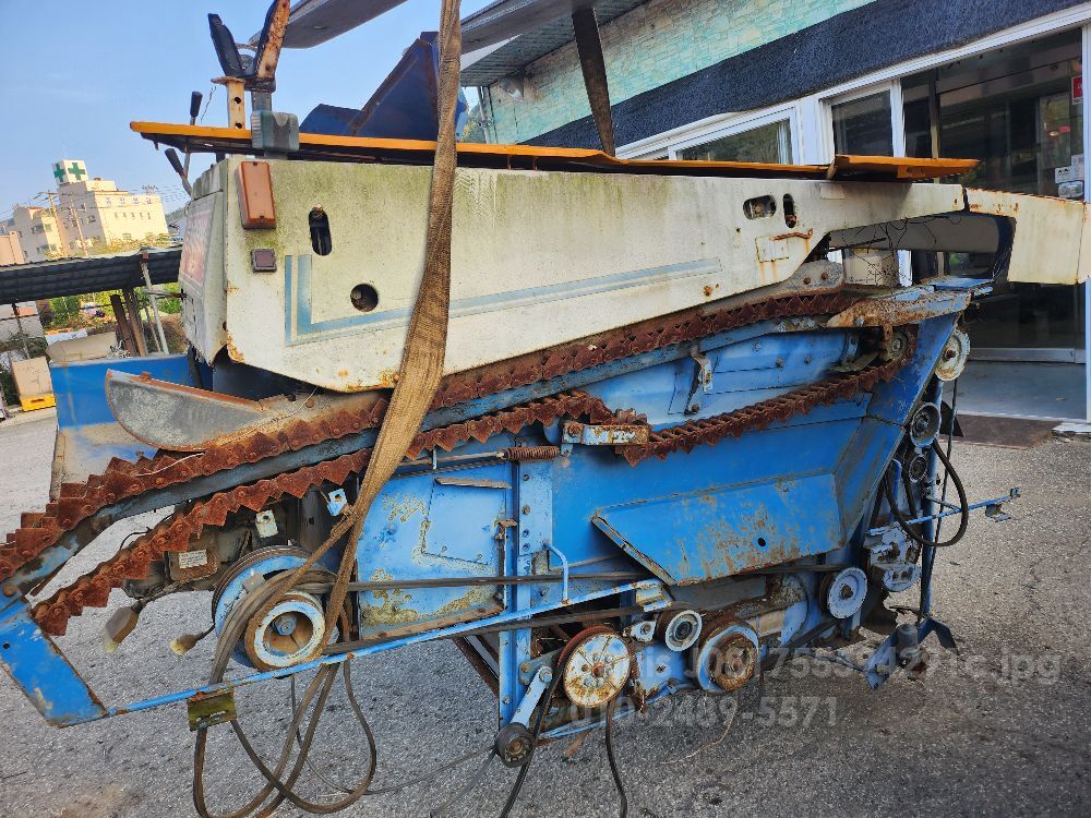 TYM Combine Harvester H6000G (4Rows)