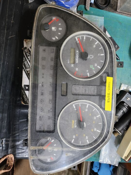 TYM Tractor TX803 (80hp) 메타판넬