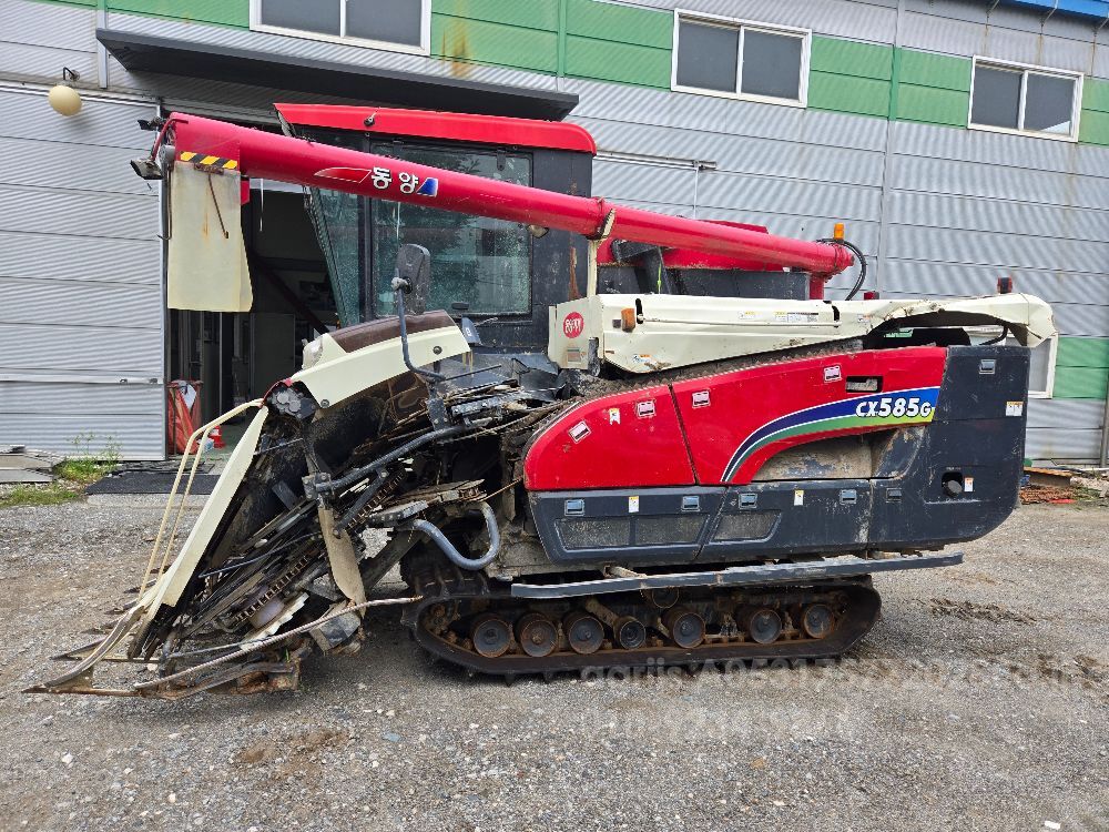 TYM 콤바인 CX585G (5조식)