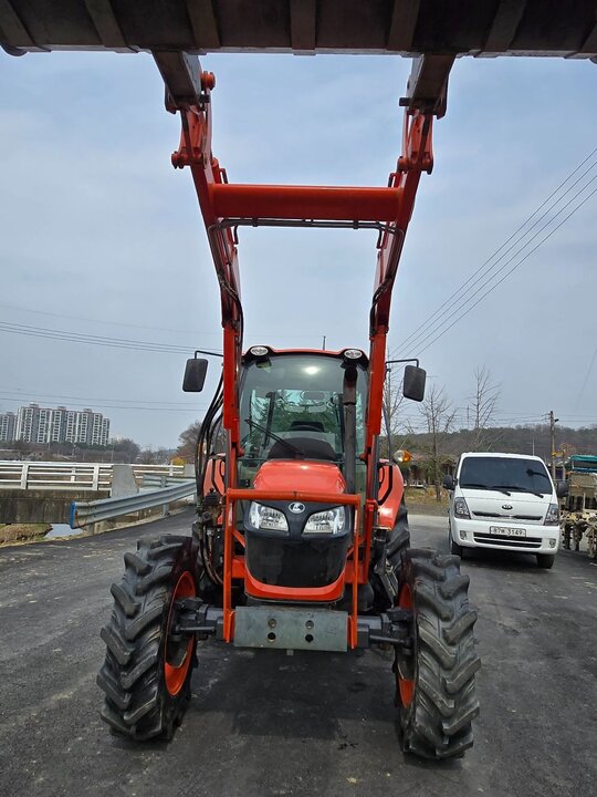 구보다 트랙터 M7060 (72마력)