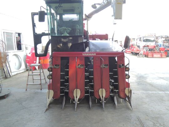 Yanmar Combine Harvester YH6115-P (6Rows)