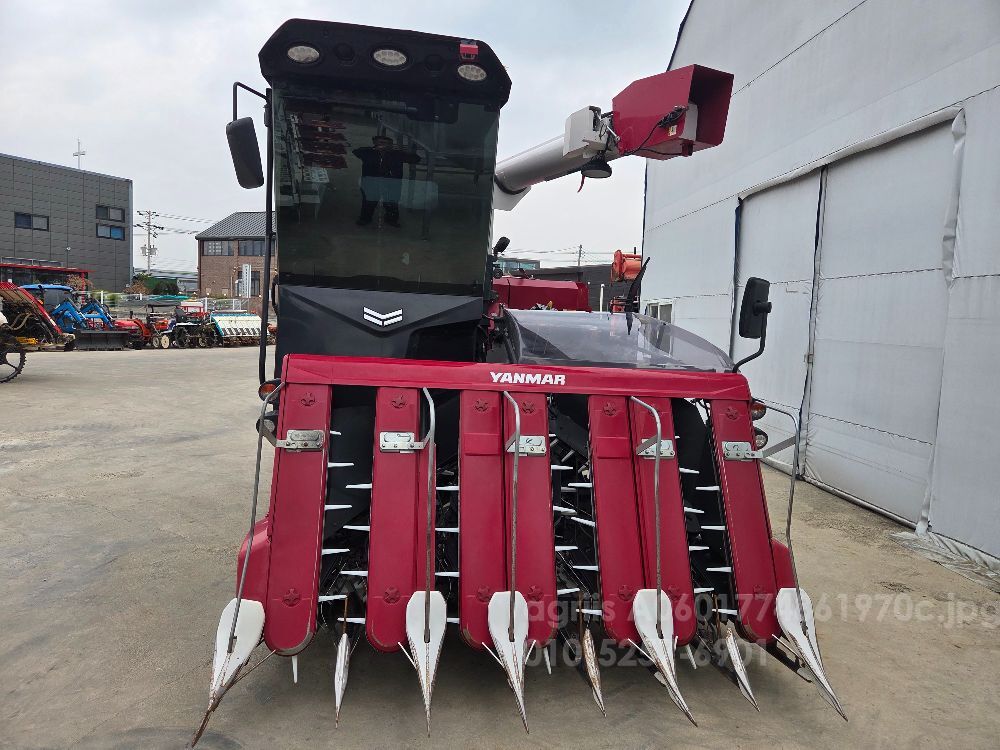 얀마 콤바인 YH7140-X (7조식)