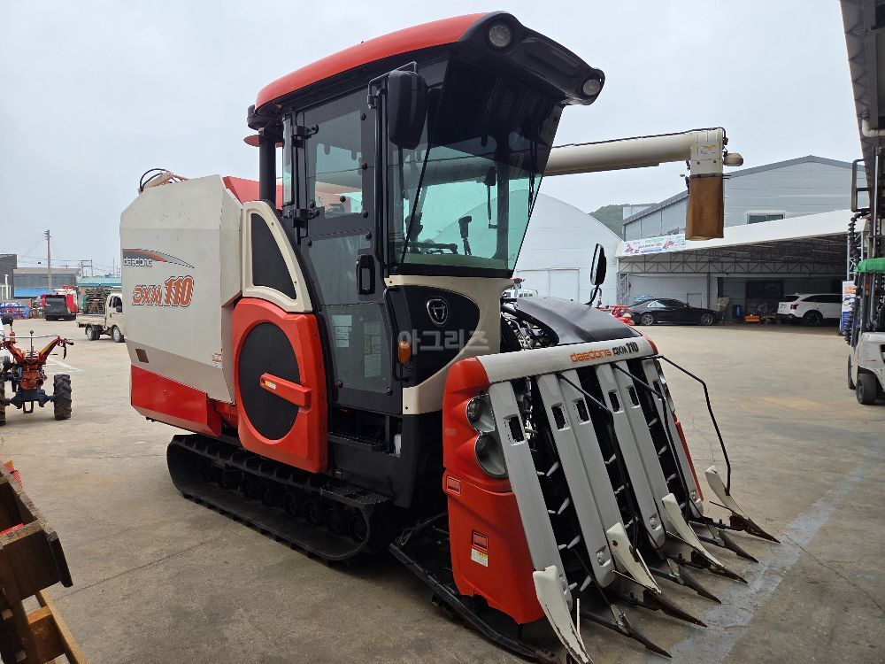 Daedong Combine Harvester DXM110 (6Rows)