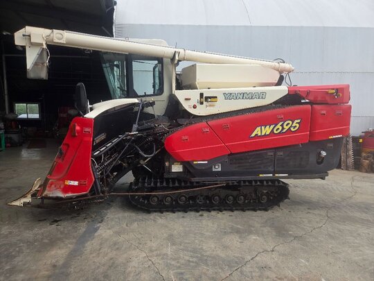 Yanmar Combine Harvester AW695 (6Rows)