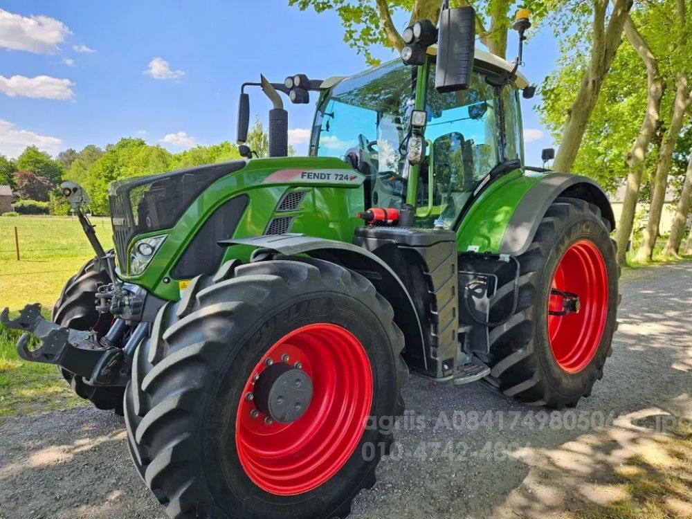 펜트 트랙터 Fendt 724