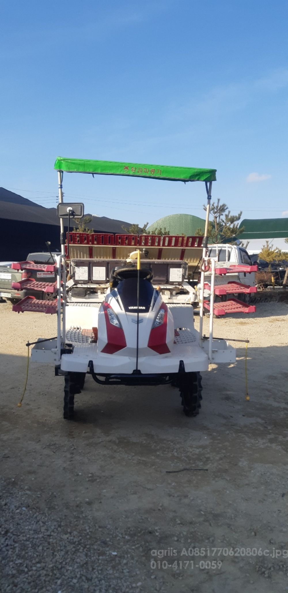 Yanmar Rice transplanter YR6D (6Rows)