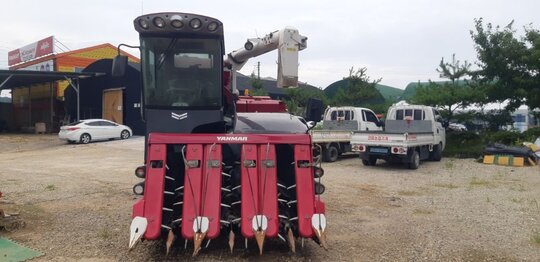 Yanmar Combine Harvester YH6115 (6Rows)