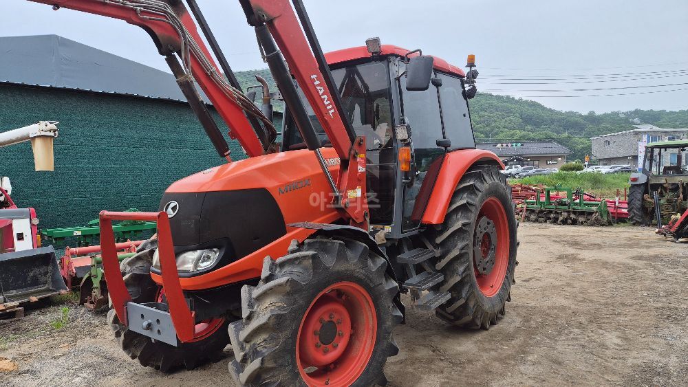 구보다 트랙터 M110X (110마력)