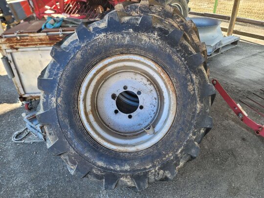  Round Baler 405/70-20 