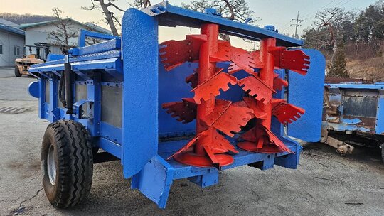 태성 퇴비살포기 4.5톤