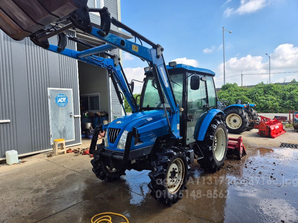 LS Tractor U47 (47hp)
