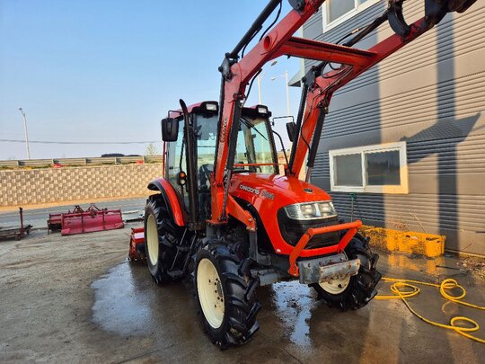 대동 트랙터 D702 (70마력)