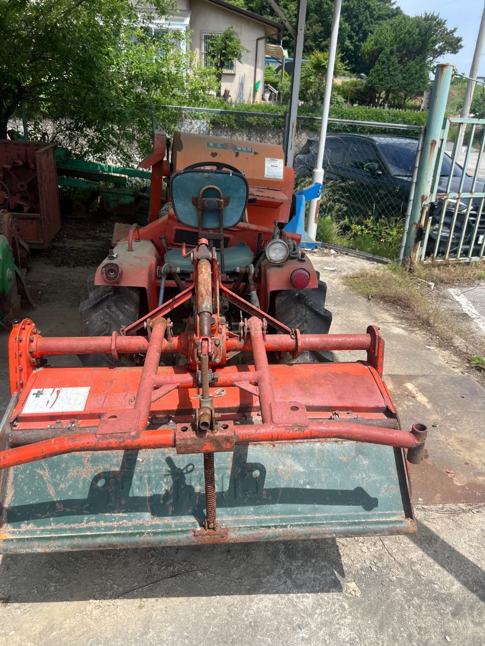 Daedong Tractor L1901-4WD (19hp) 뒤우측면