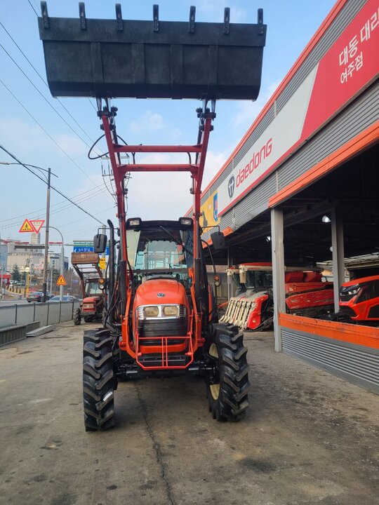 대동 트랙터 D852 (85마력)