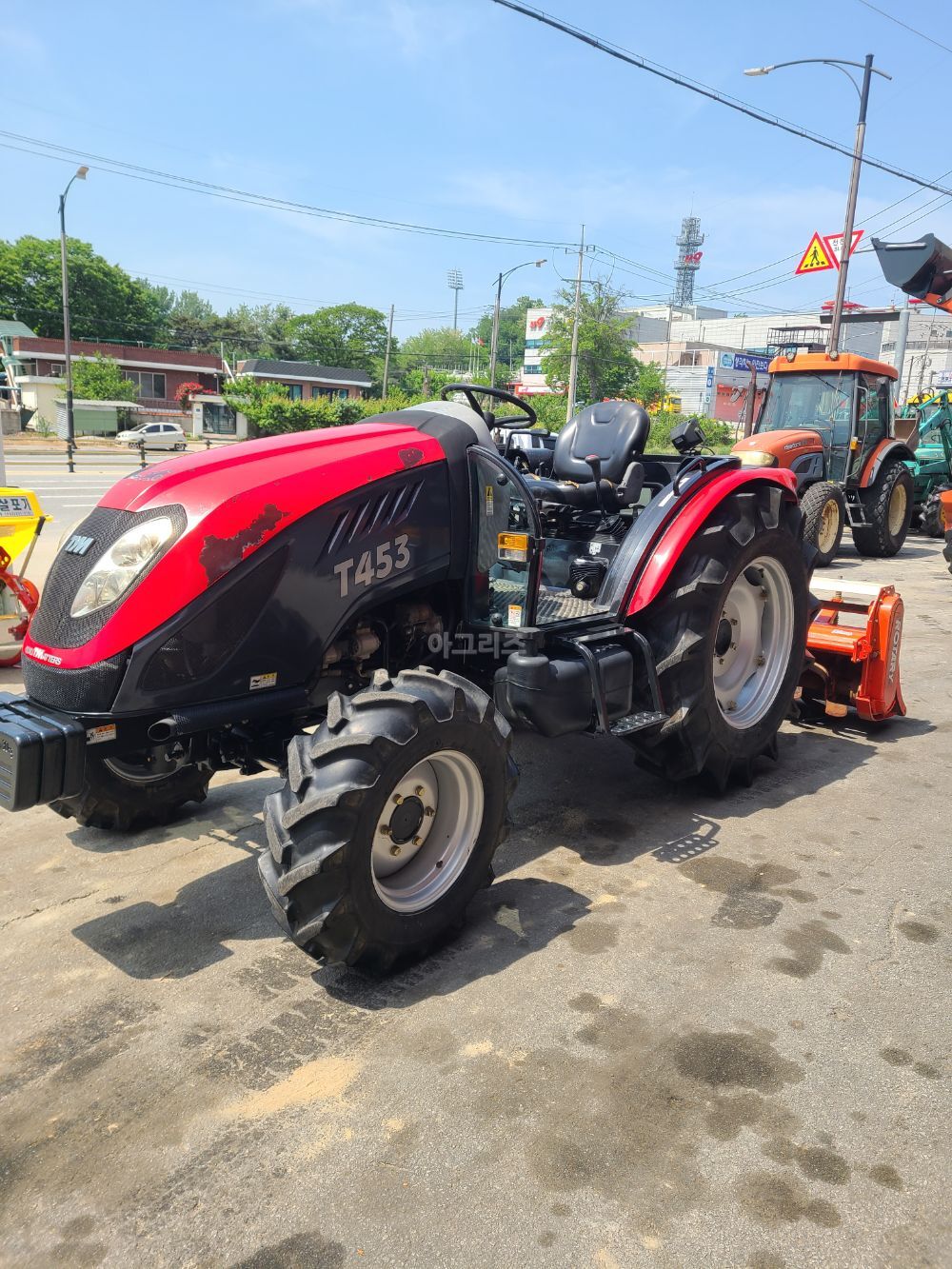 TYM 트랙터 T453 (43마력) 뒤우측면