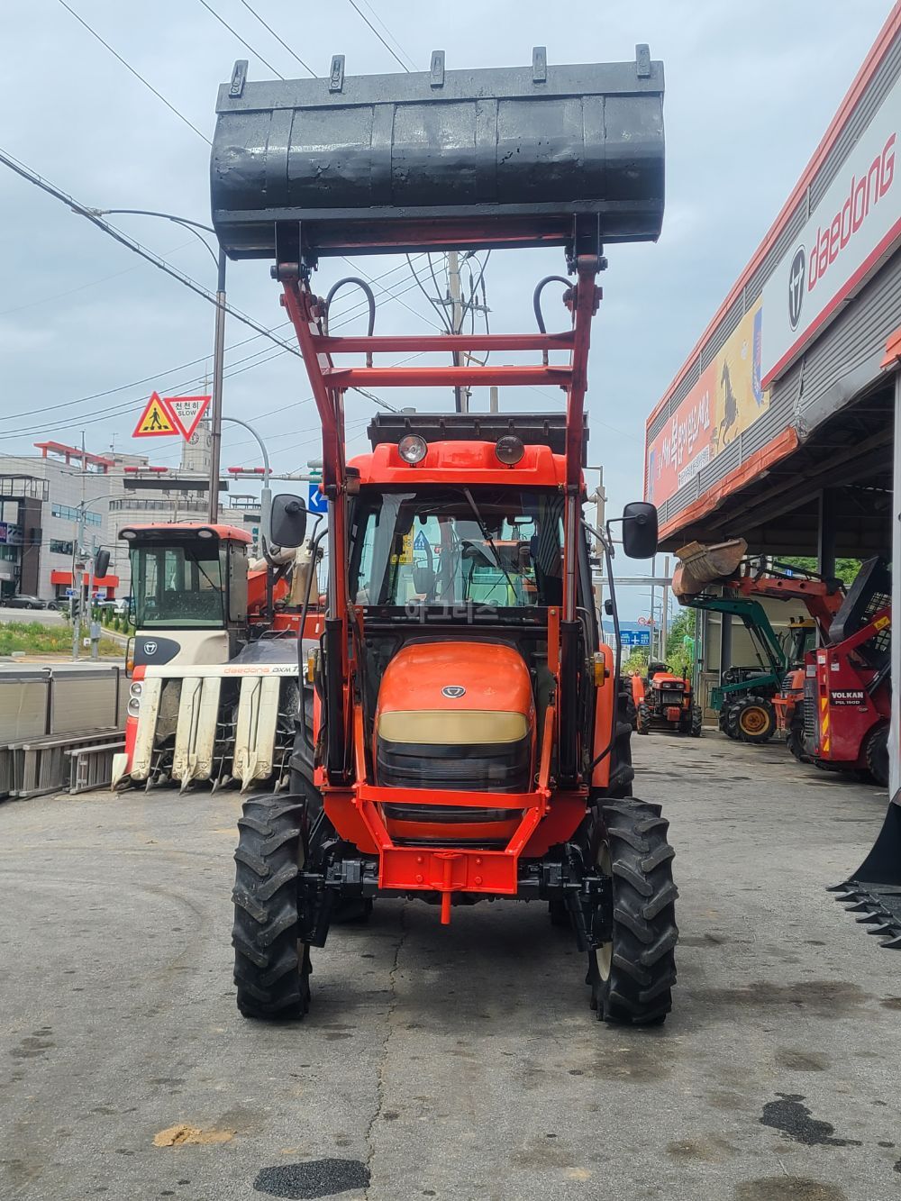 Daedong Tractor D500 (50hp)