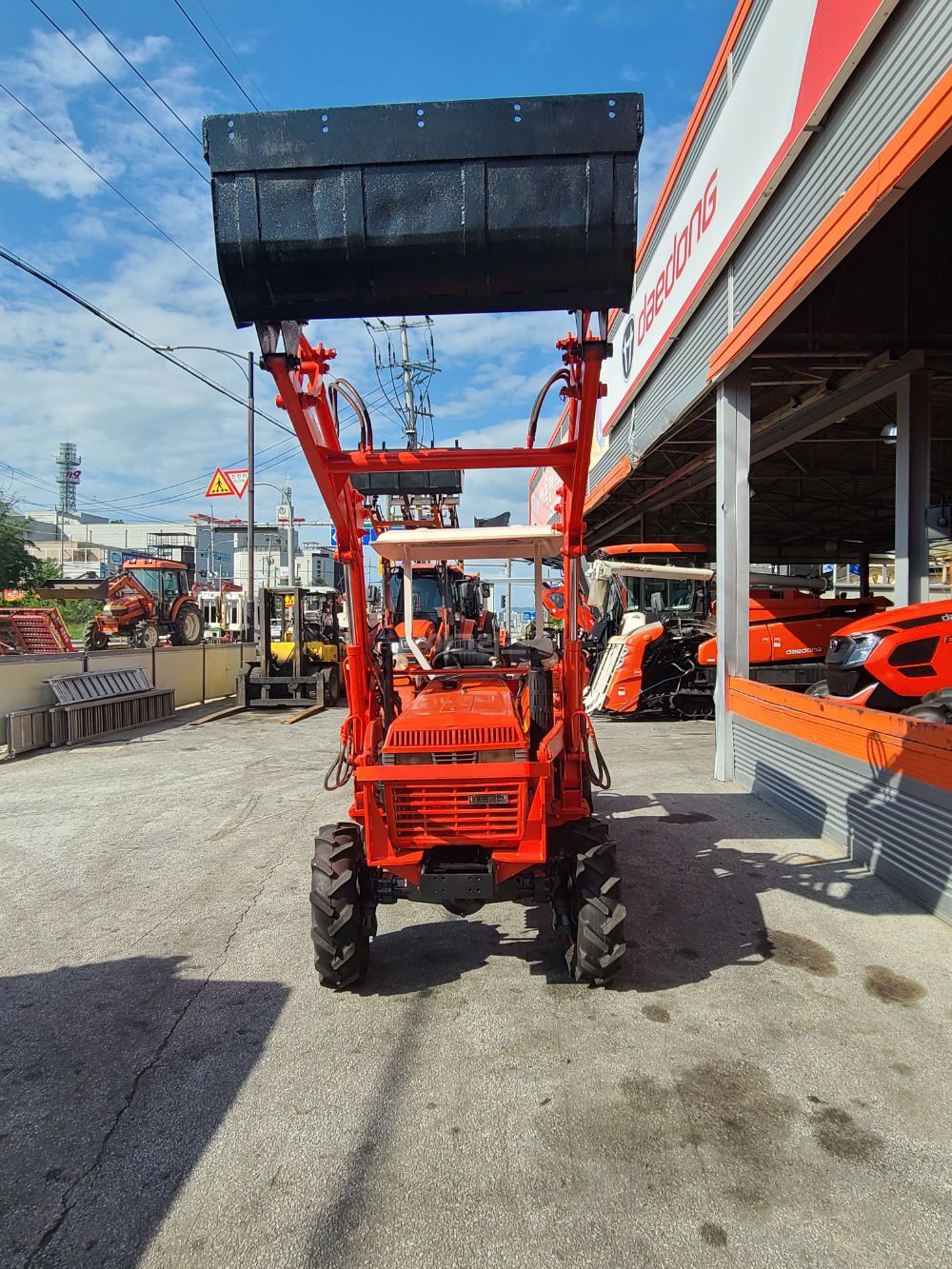 Daedong Tractor L2601 (26hp)