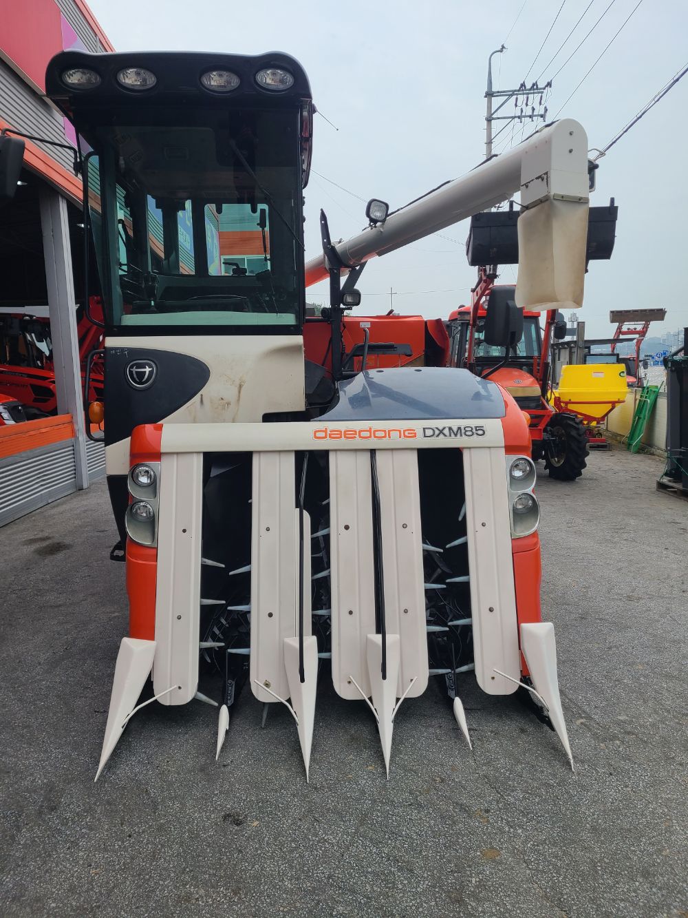Daedong Combine Harvester DXM85G-CB (5Rows)