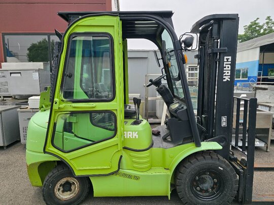  Forklift FD2.5 