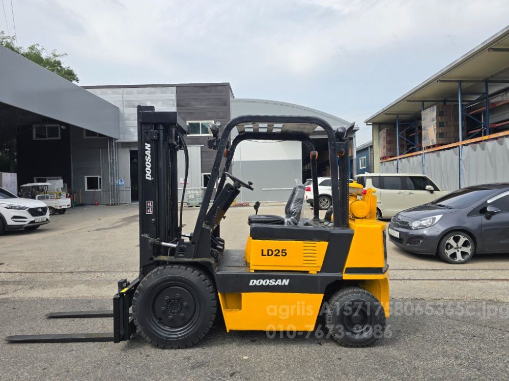 두산 지게차 LD25 (2.5톤)