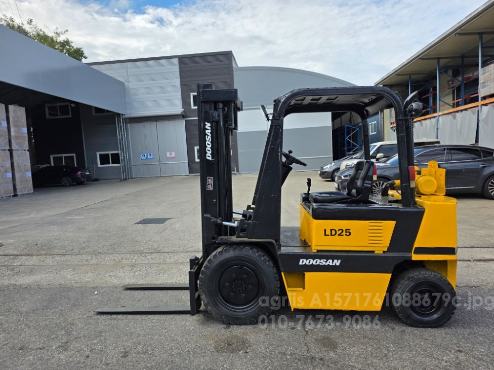 두산 지게차 LD25 (2.5톤)