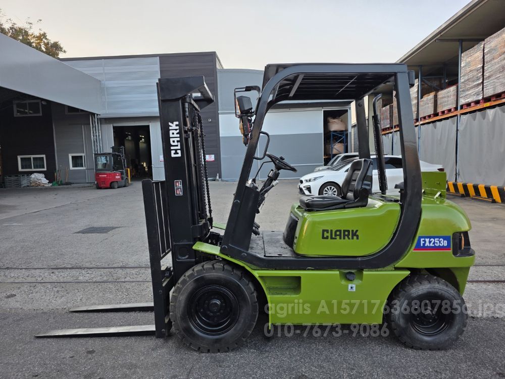 Clark Forklift FX253D (2.5톤)