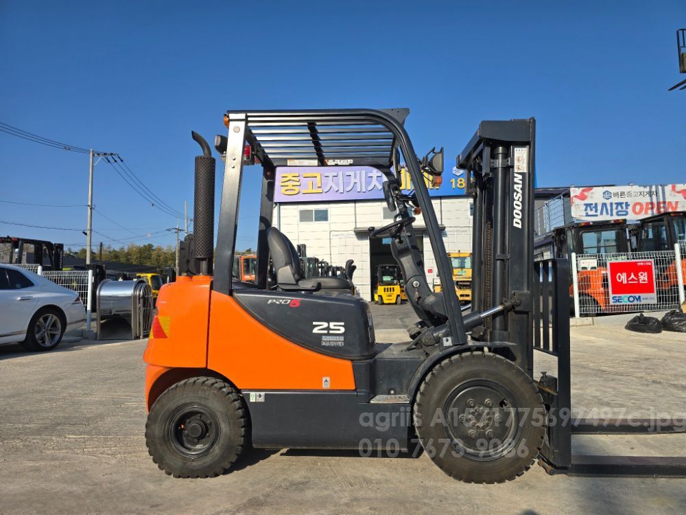 Doosan Forklift D25SE-5 (2.5톤)