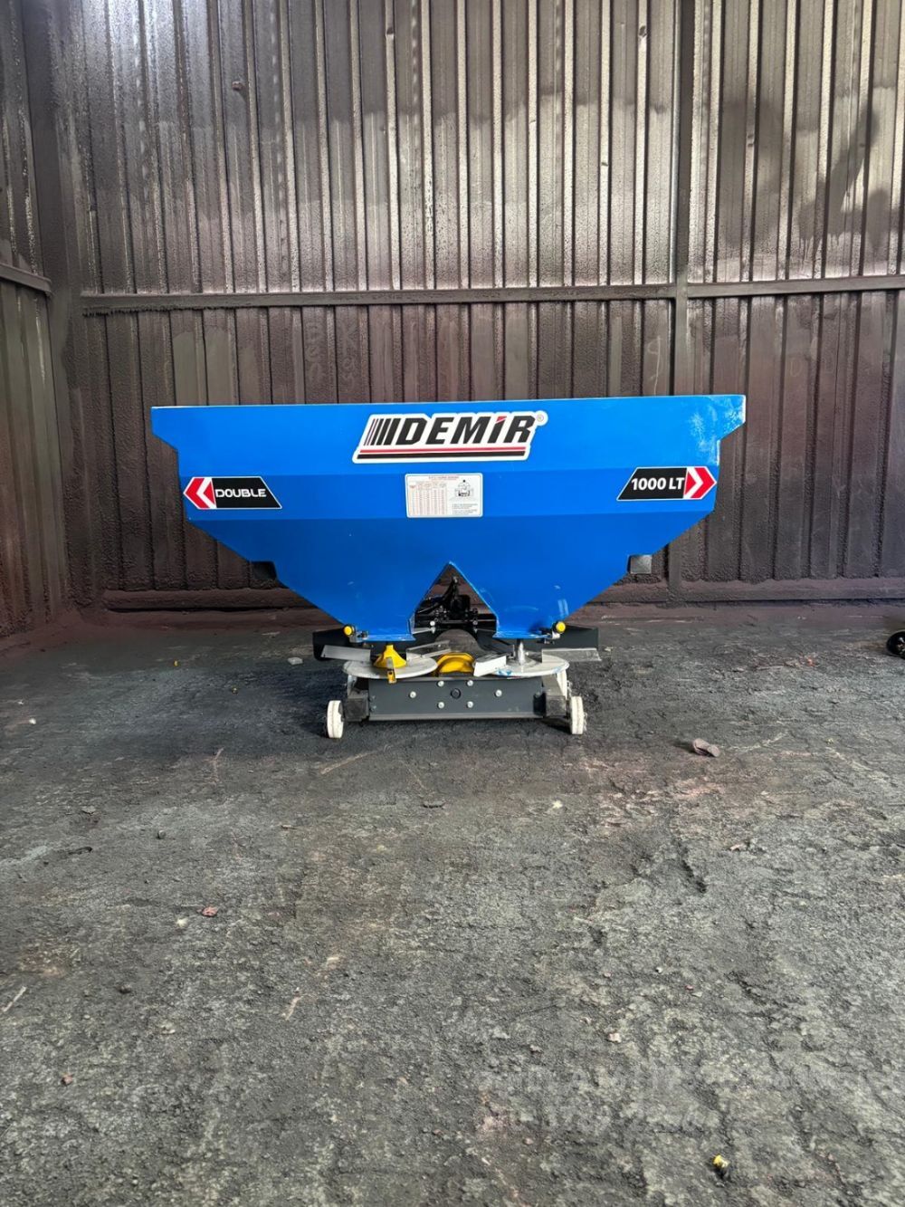  DEMIR 비료살포기 비료 살포기