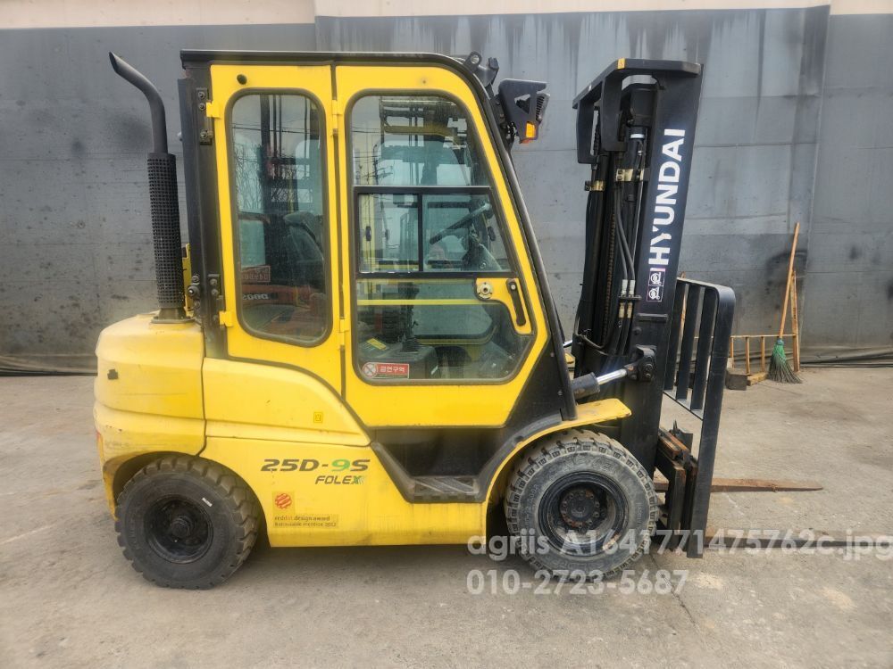 Hyundai Forklift 25D-9S (2.5톤)