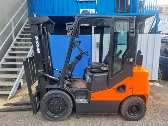 Doosan Forklift D25SE-7 (2.5톤)
