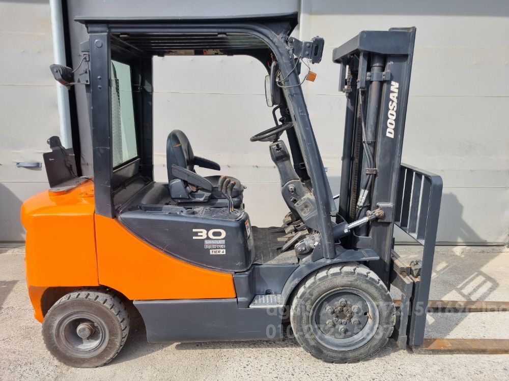 두산 지게차 D30SE-7 (2.98톤)