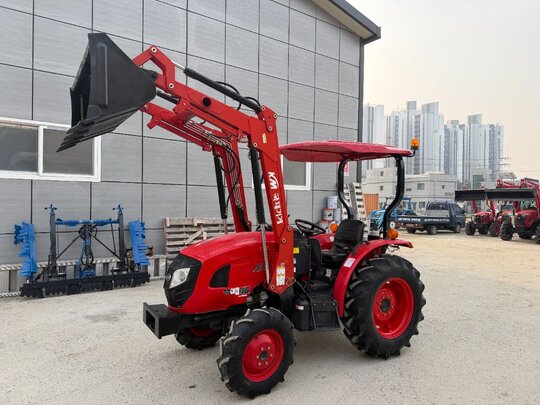 국제 트랙터 A4200 (42마력)