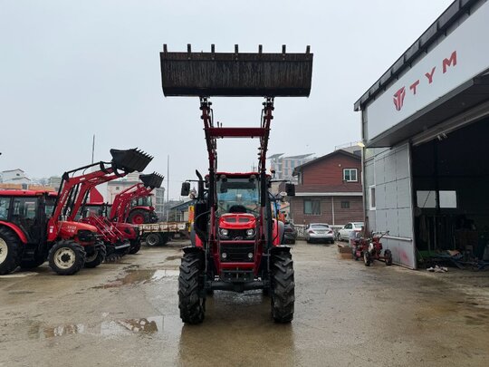 국제 트랙터 LUXEN1100 (117마력)