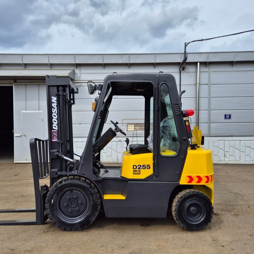  Forklift D25S-3 (2.5톤)