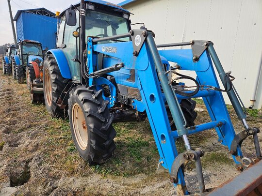 LS Tractor L7040 (95hp)