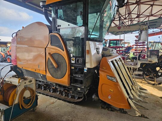 TYM Combine Harvester CX955 (5Rows)