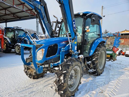 LS Tractor MT5.73 (73.9hp)